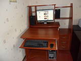 Меблі, інтер'єр,  Столи Комп'ютерні, ціна 1800 Грн., Фото