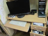 Меблі, інтер'єр,  Столи Комп'ютерні, ціна 450 Грн., Фото