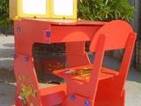 Дитячі меблі Письмові столи та обладнання, ціна 850 Грн., Фото