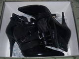 Взуття,  Жіноче взуття Черевики, Фото