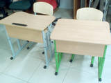 Дитячі меблі Письмові столи та обладнання, ціна 570 Грн., Фото