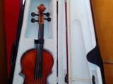 Музыка,  Музыкальные инструменты Струнные, цена 1800 Грн., Фото