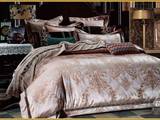 Меблі, інтер'єр Ковдри, подушки, простирадла, ціна 1900 Грн., Фото