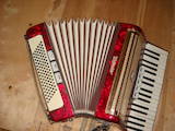 Музика,  Музичні інструменти Клавішні, ціна 2000 Грн., Фото