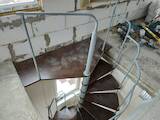 Стройматериалы Ступеньки, перила, лестницы, цена 28000 Грн., Фото